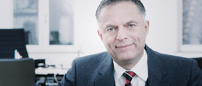 Prof. Dr. Lutz Eiding